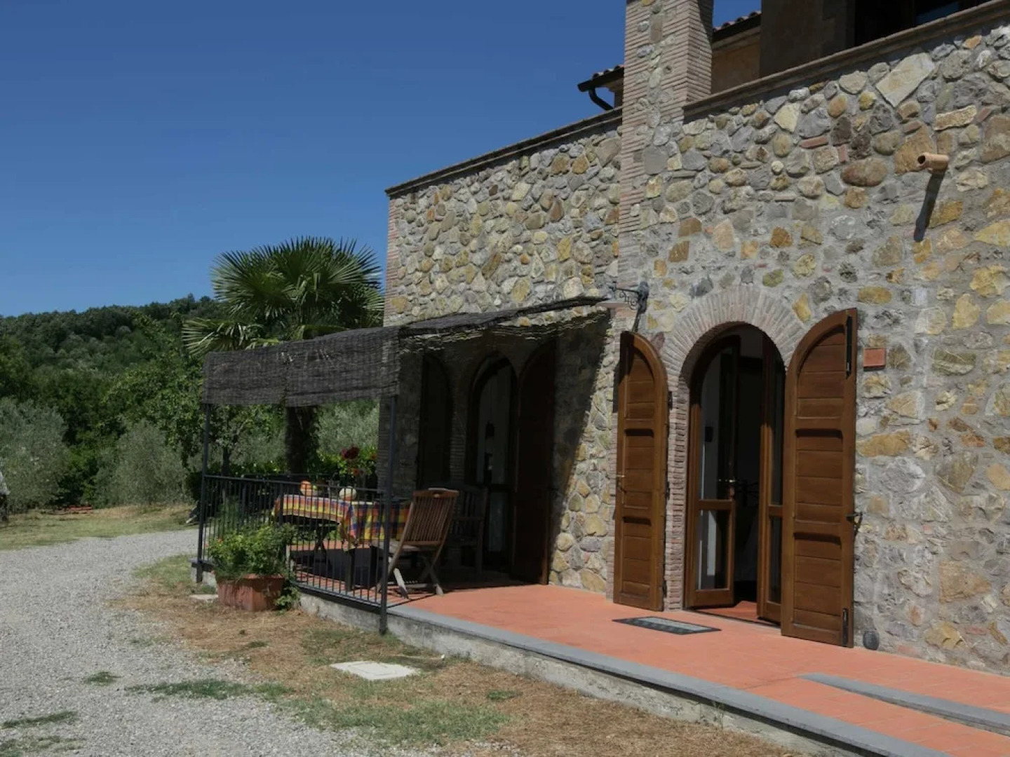 Spacious Farmhouse in Ficulle with Swimming Pool