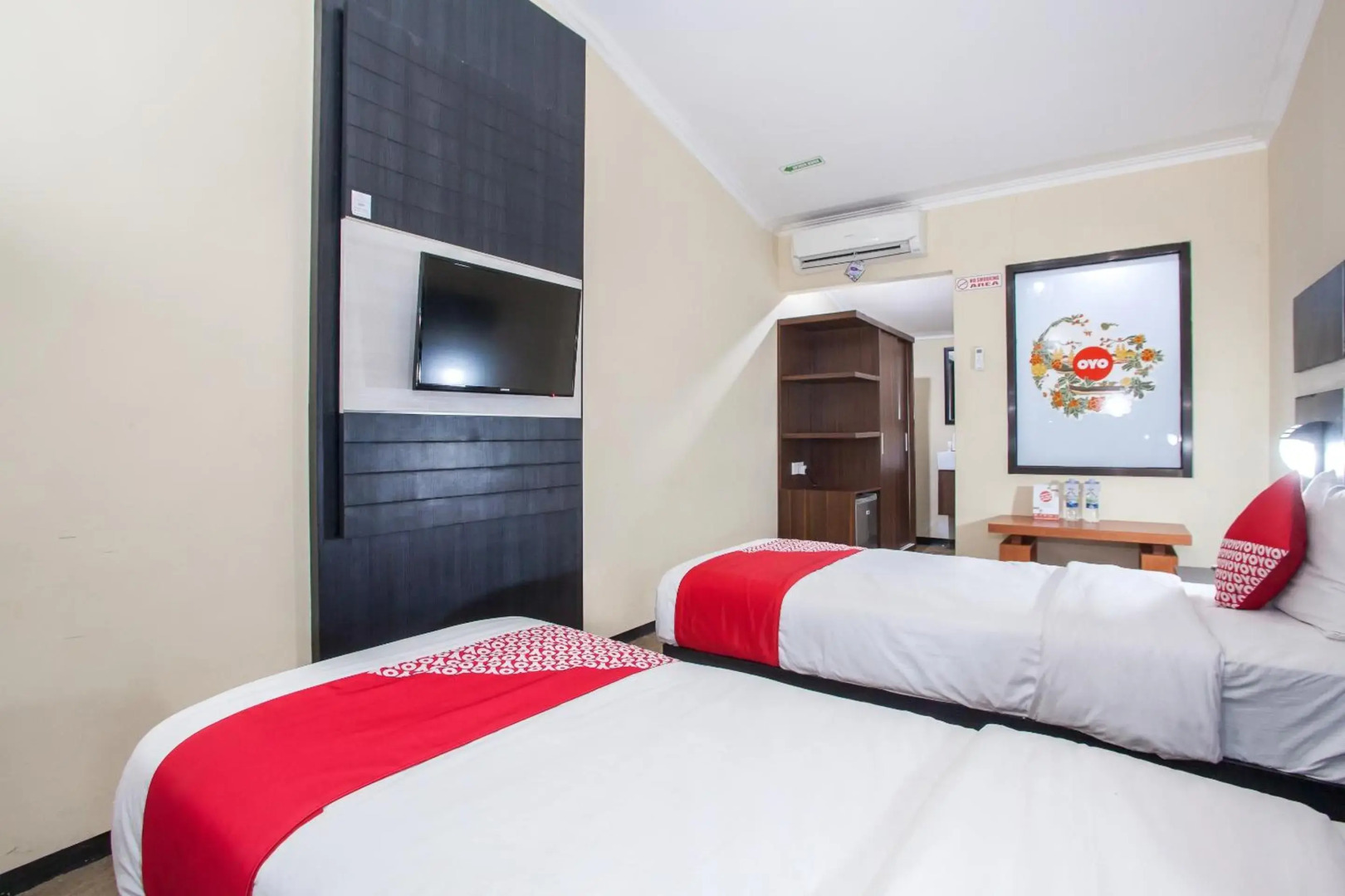 Green Hill Hotel And Convention Center