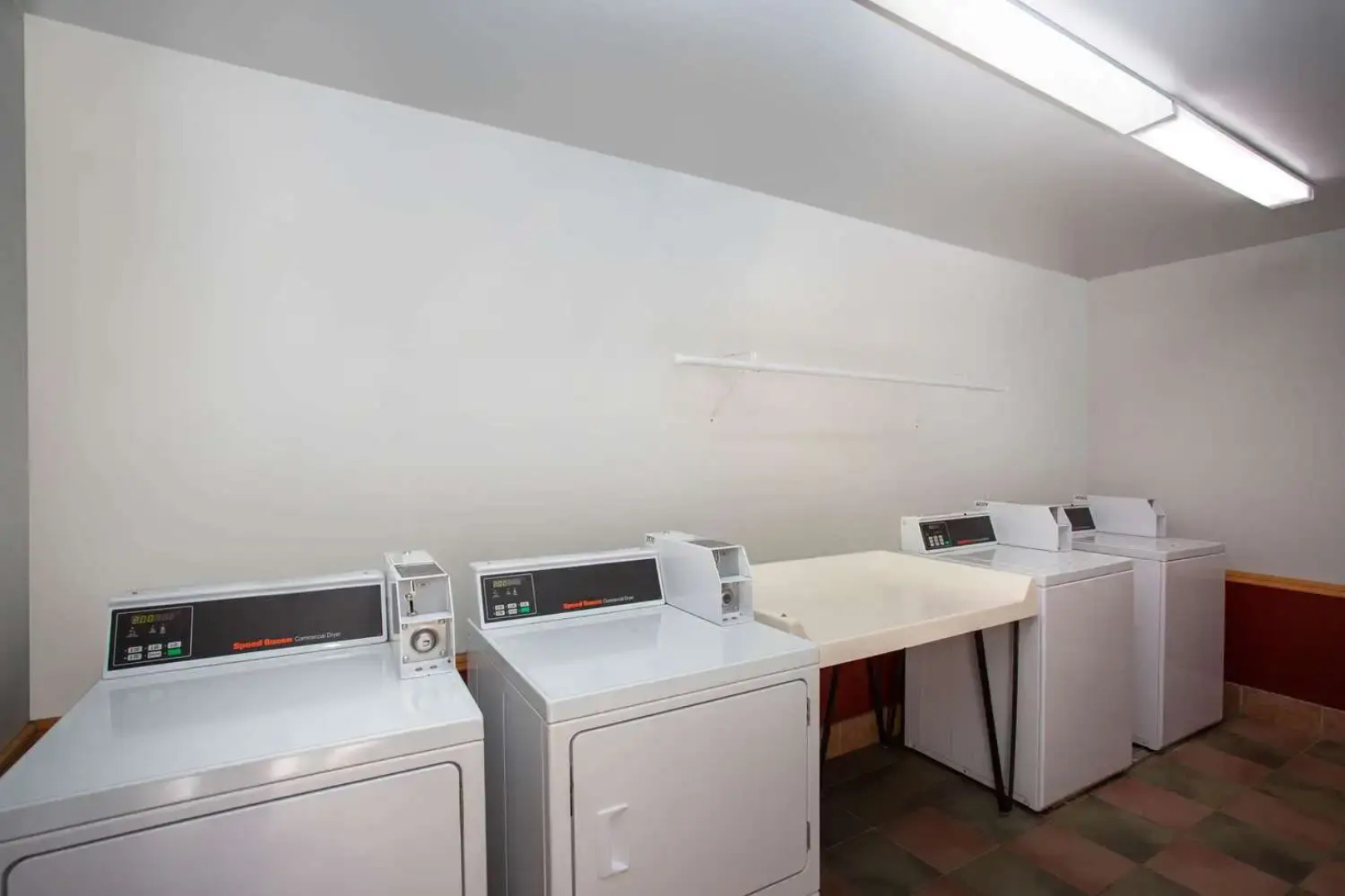 Super 8 By Wyndham Naples