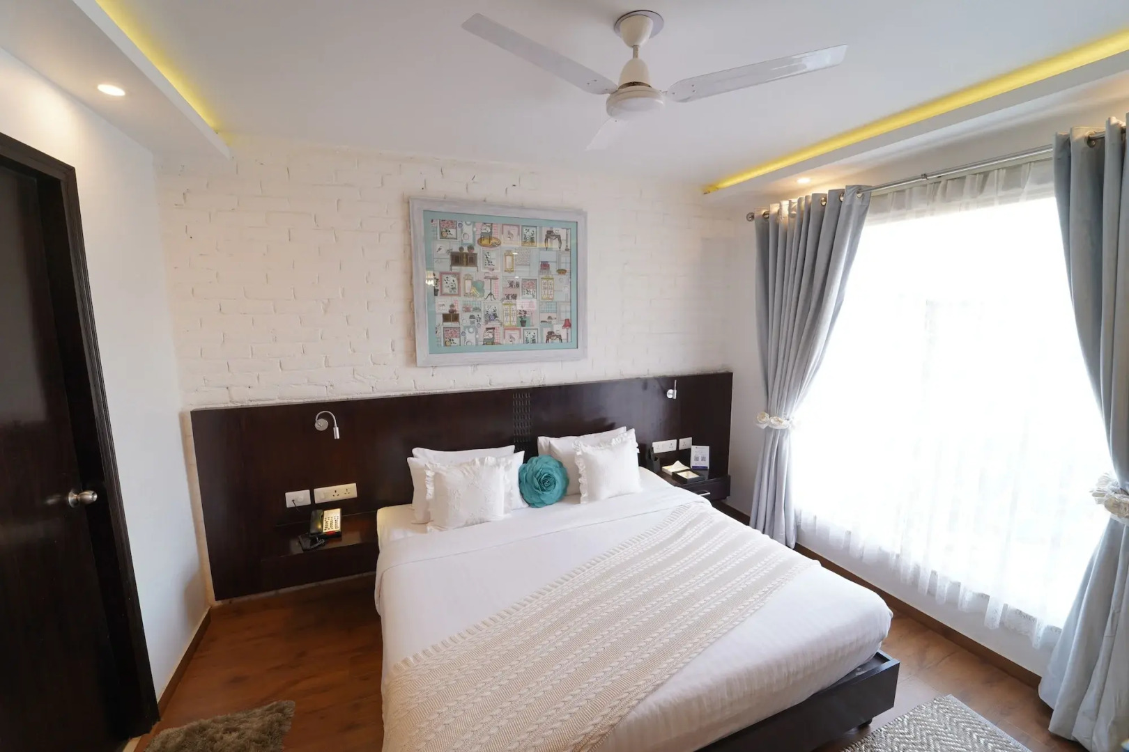 Rockland Hotel - C R Park