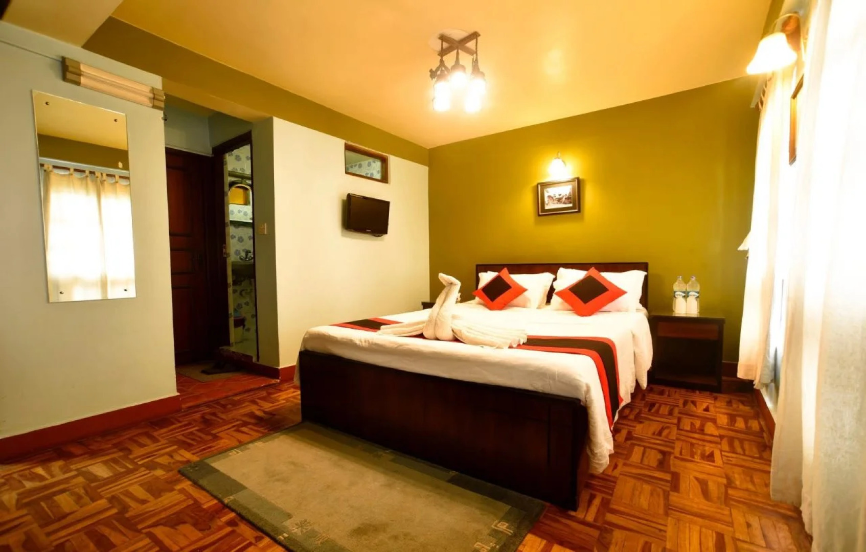 Vajra Guest House & Restaurant