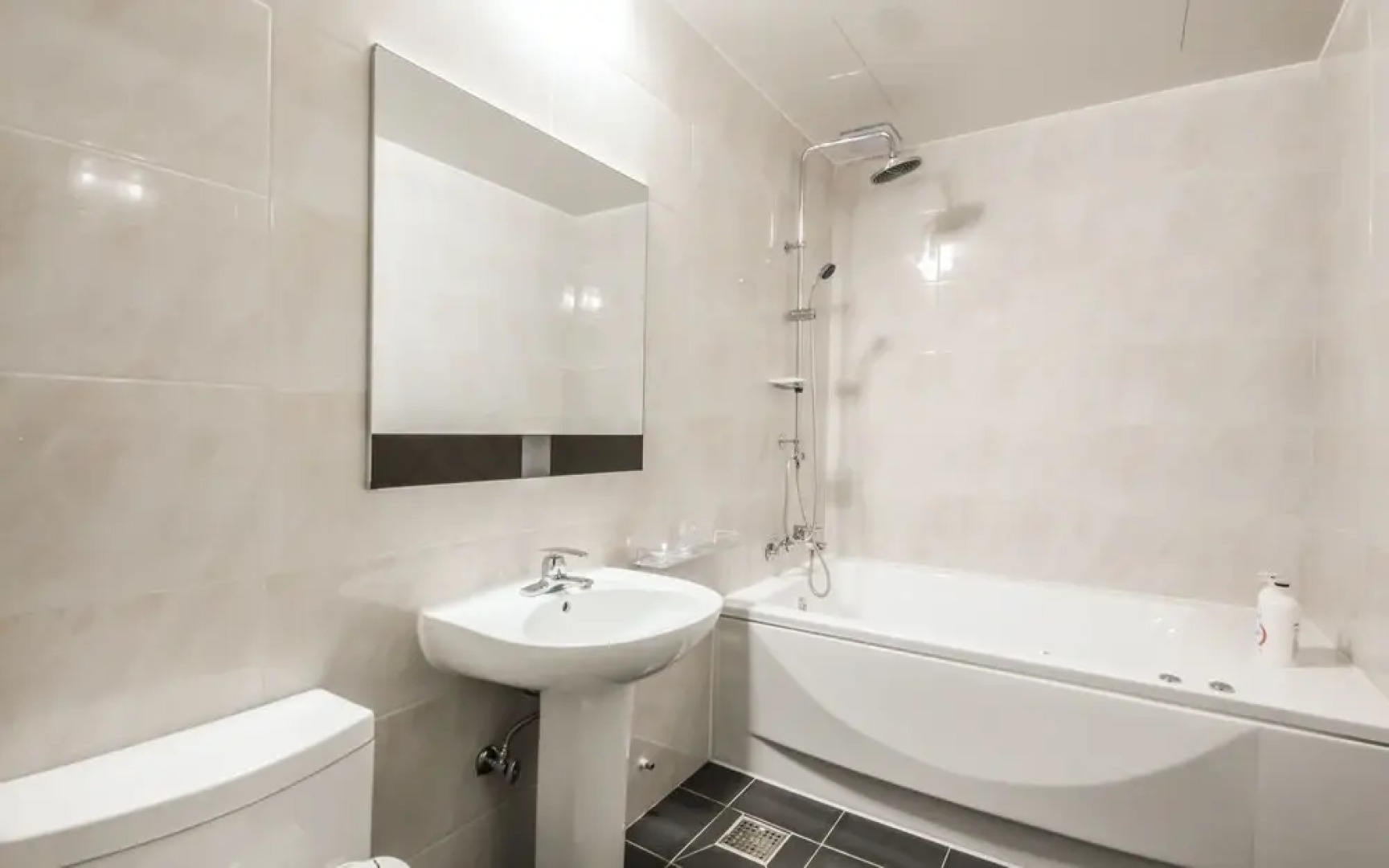 Sancheong Hyu And Joy