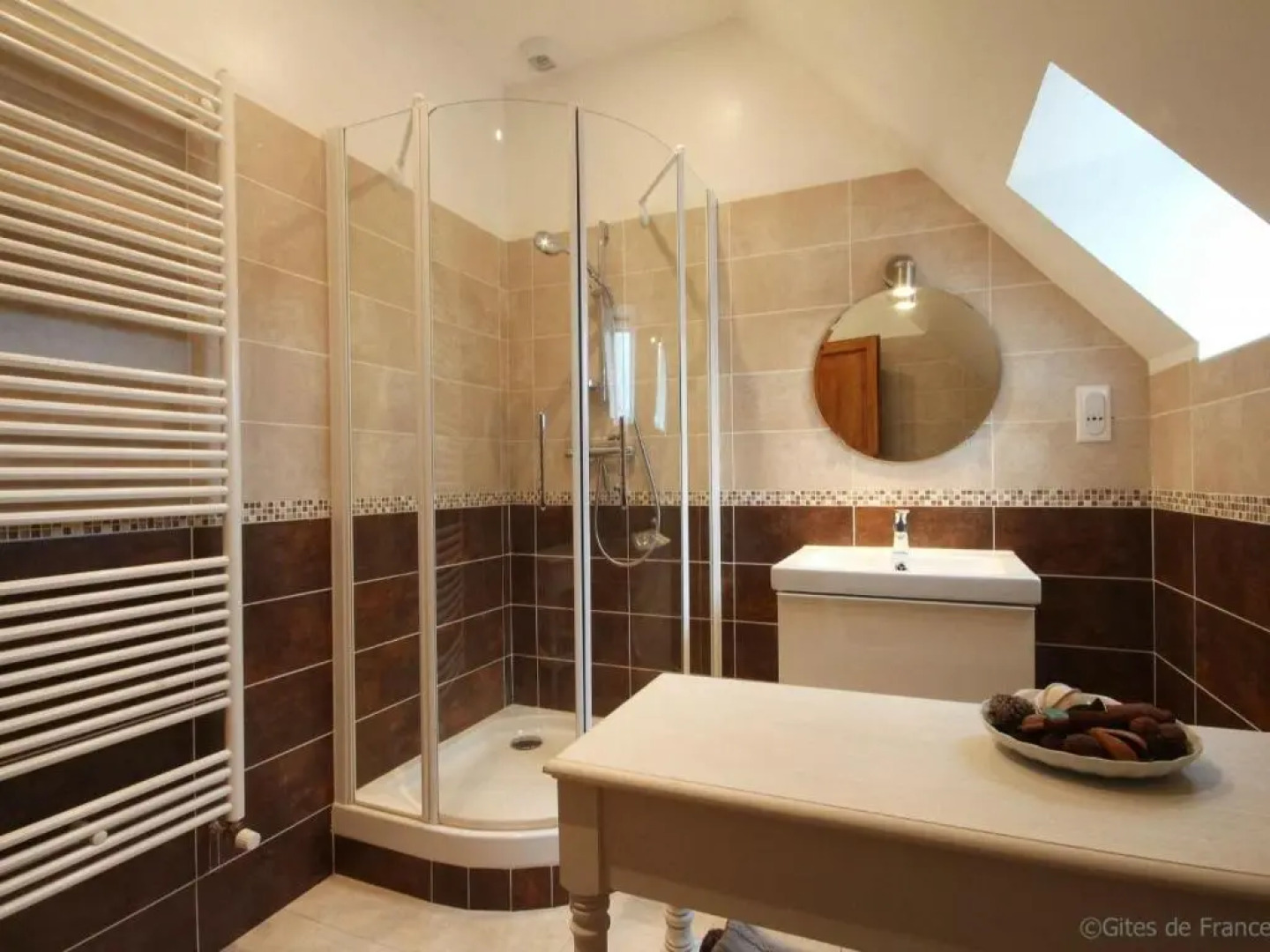 Gîte Coulonges-sur-Sarthe, 7 pièces, 13 personnes - FR-1-497-118