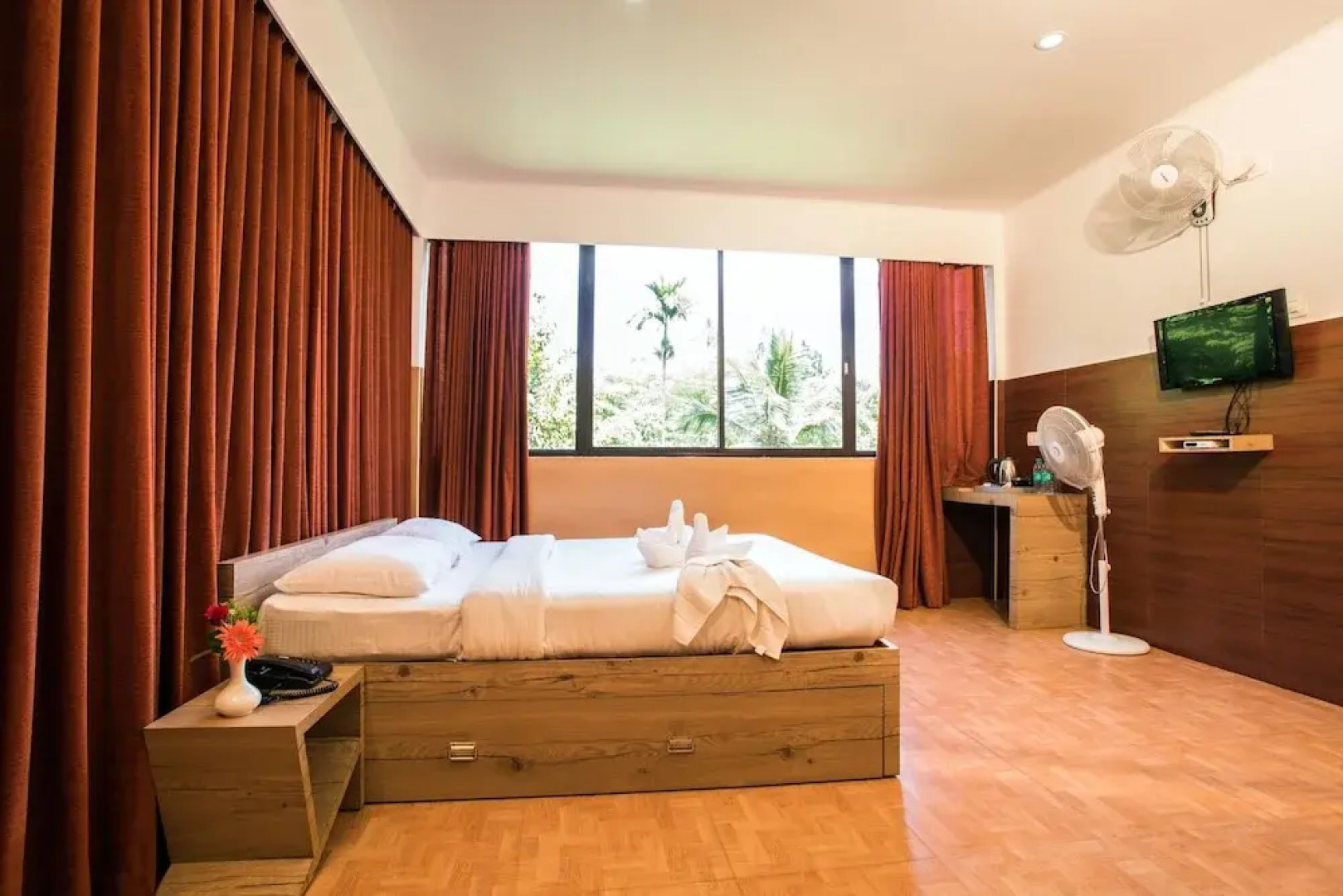 Crescent Family Resort