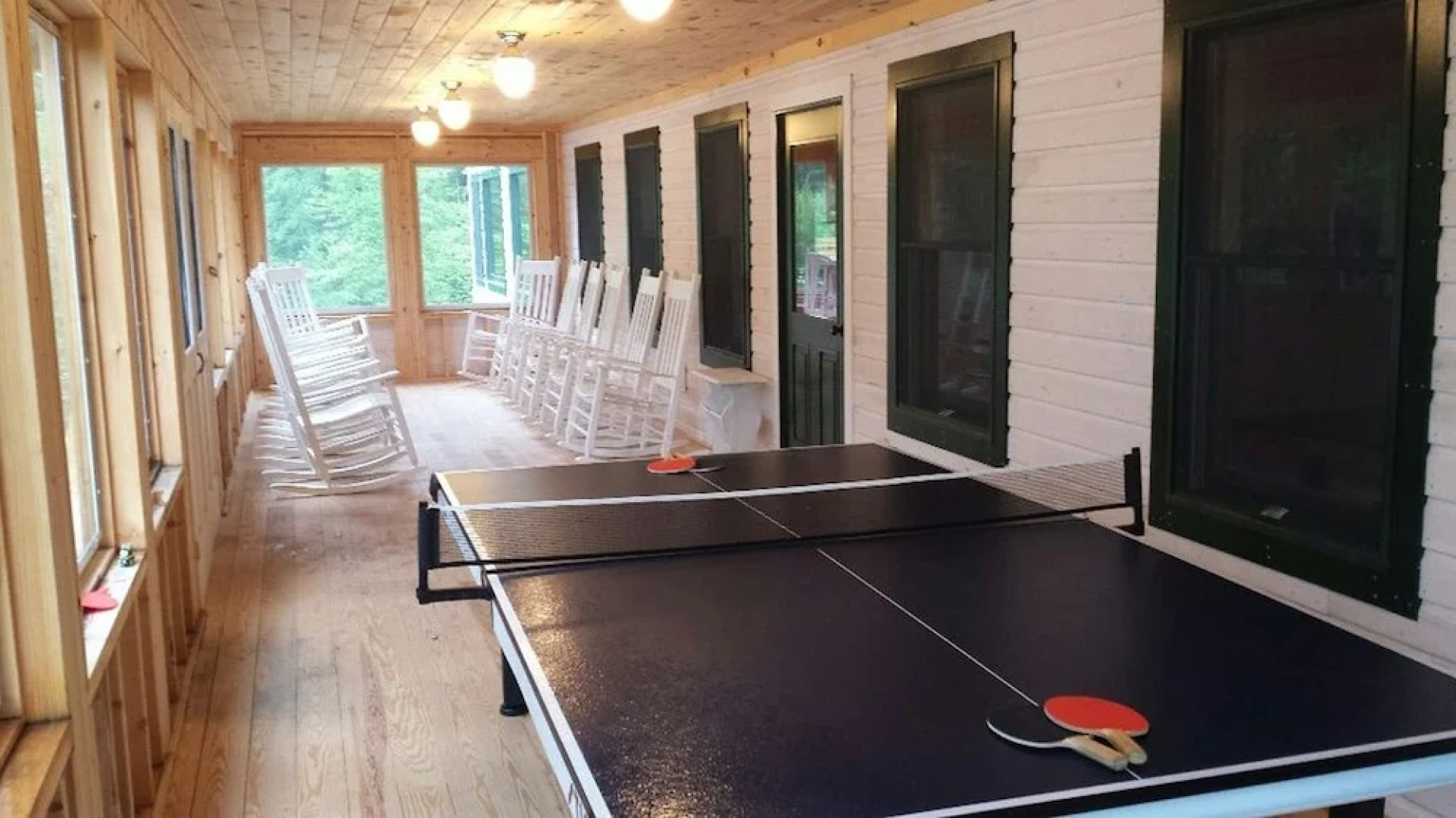 Echo Lake Lodge & Cottages