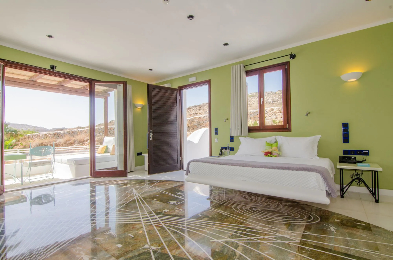 Agalia Luxury Suites