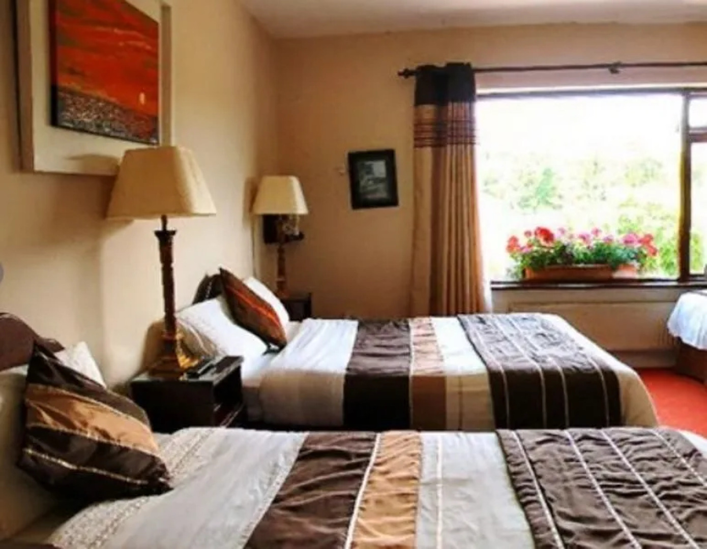 O'Sheas Ceol Na Habhann B&B