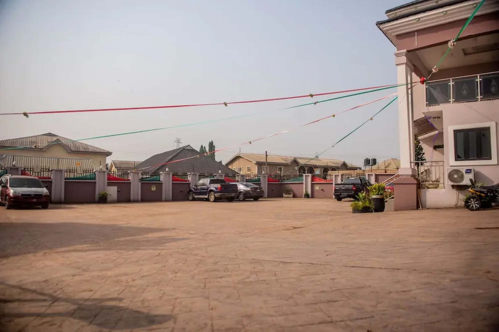 Delano Hotel And Suites