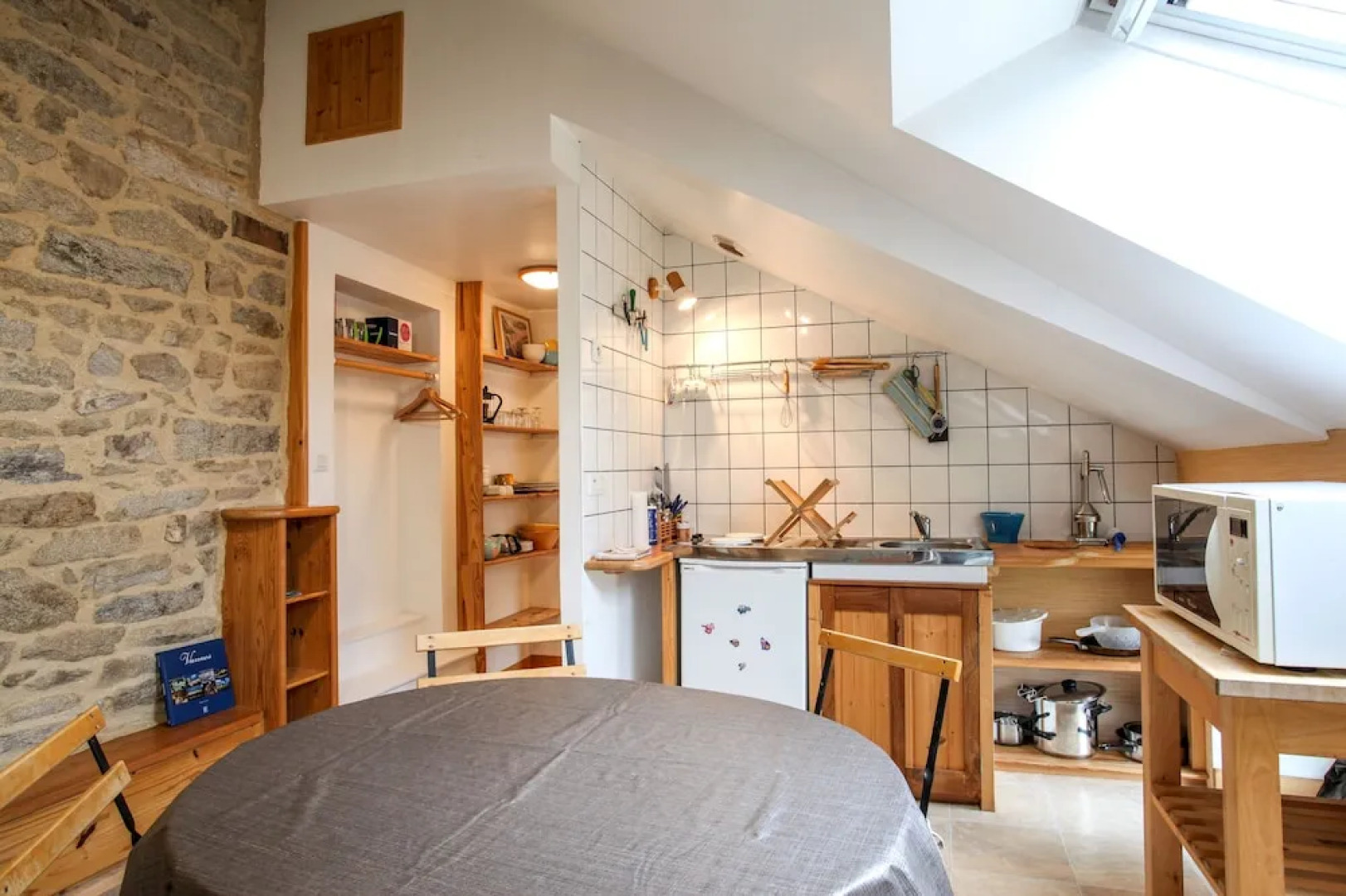 Le Petit Café dans la Prairie