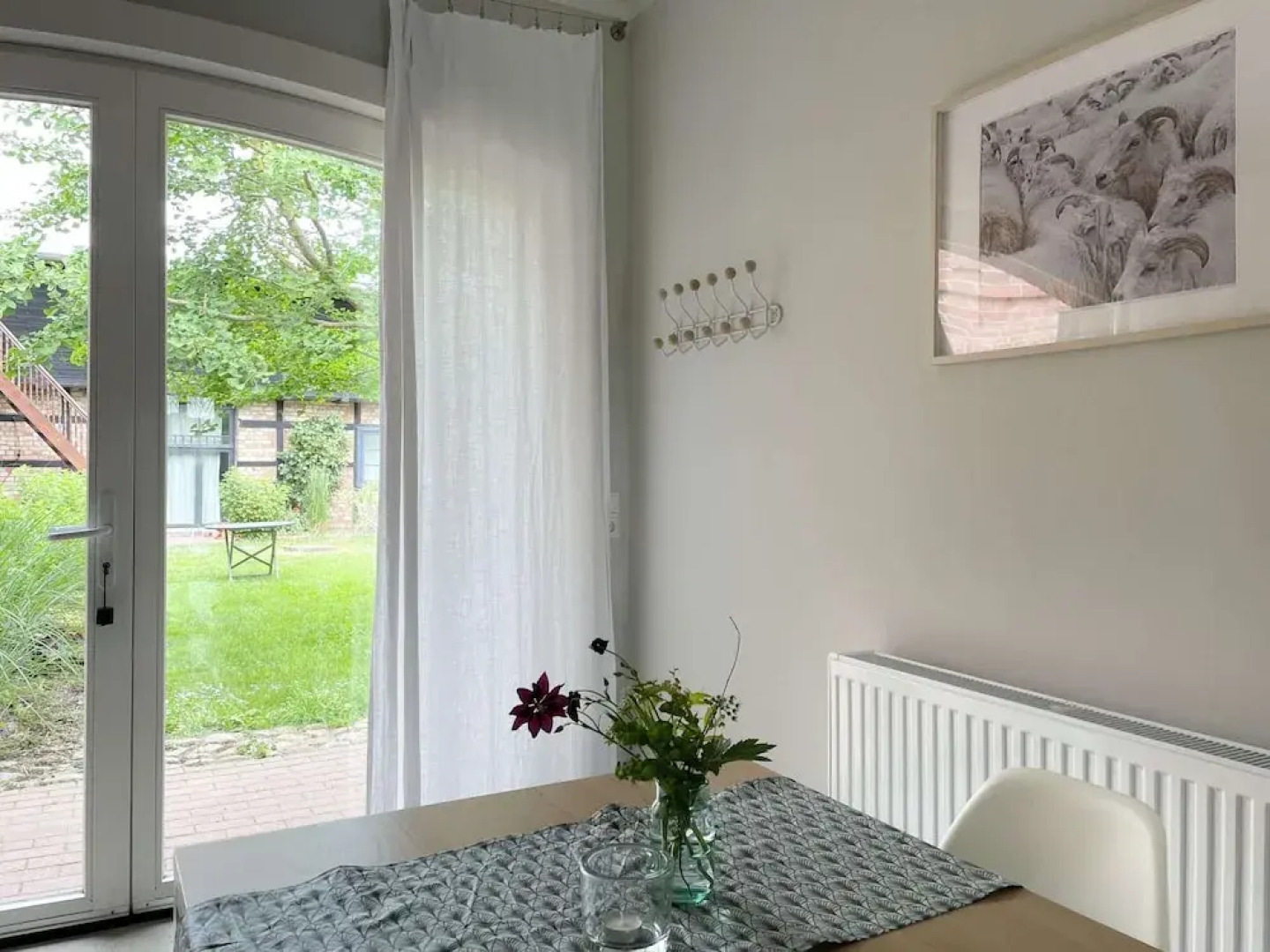 Grosszuegige Ferienwohnung mit Garten