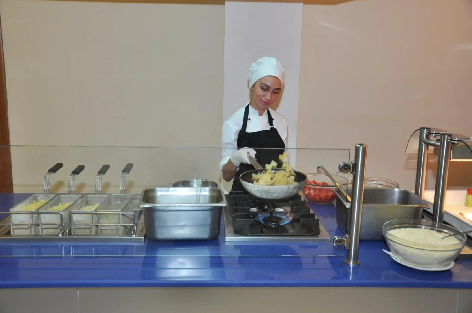 Zorbas Beach Hotel