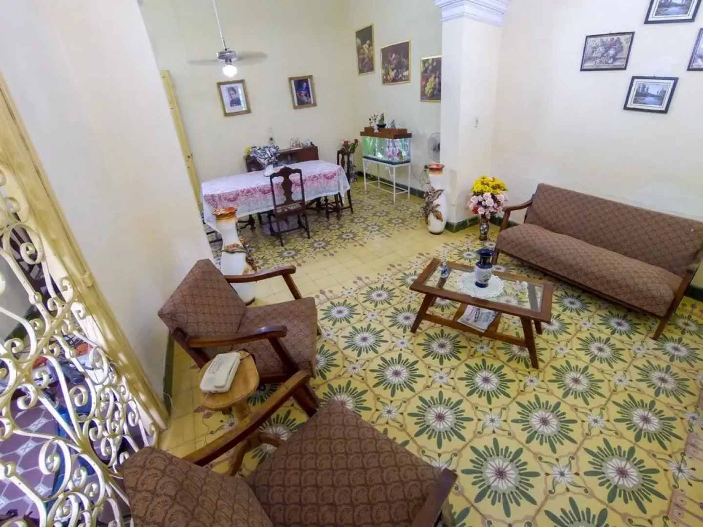 Hostal Colon 271