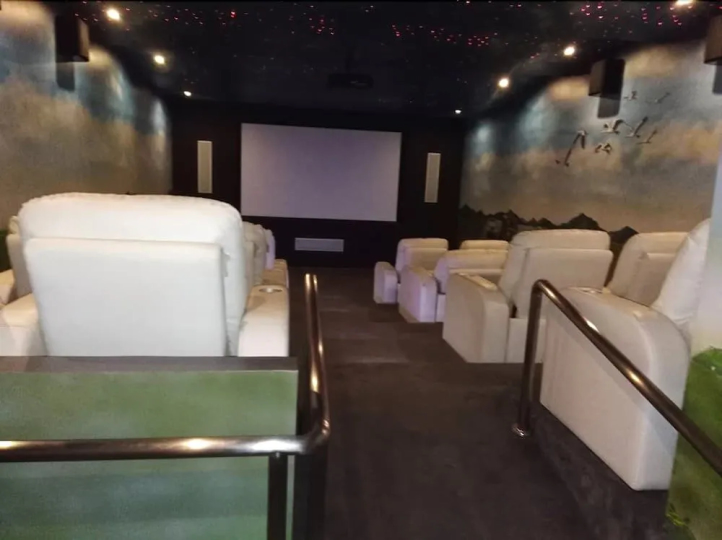 Whitehouse of the Lord of Scents