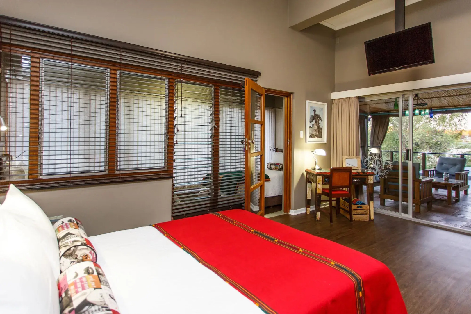 Miles B&B Guesthouse