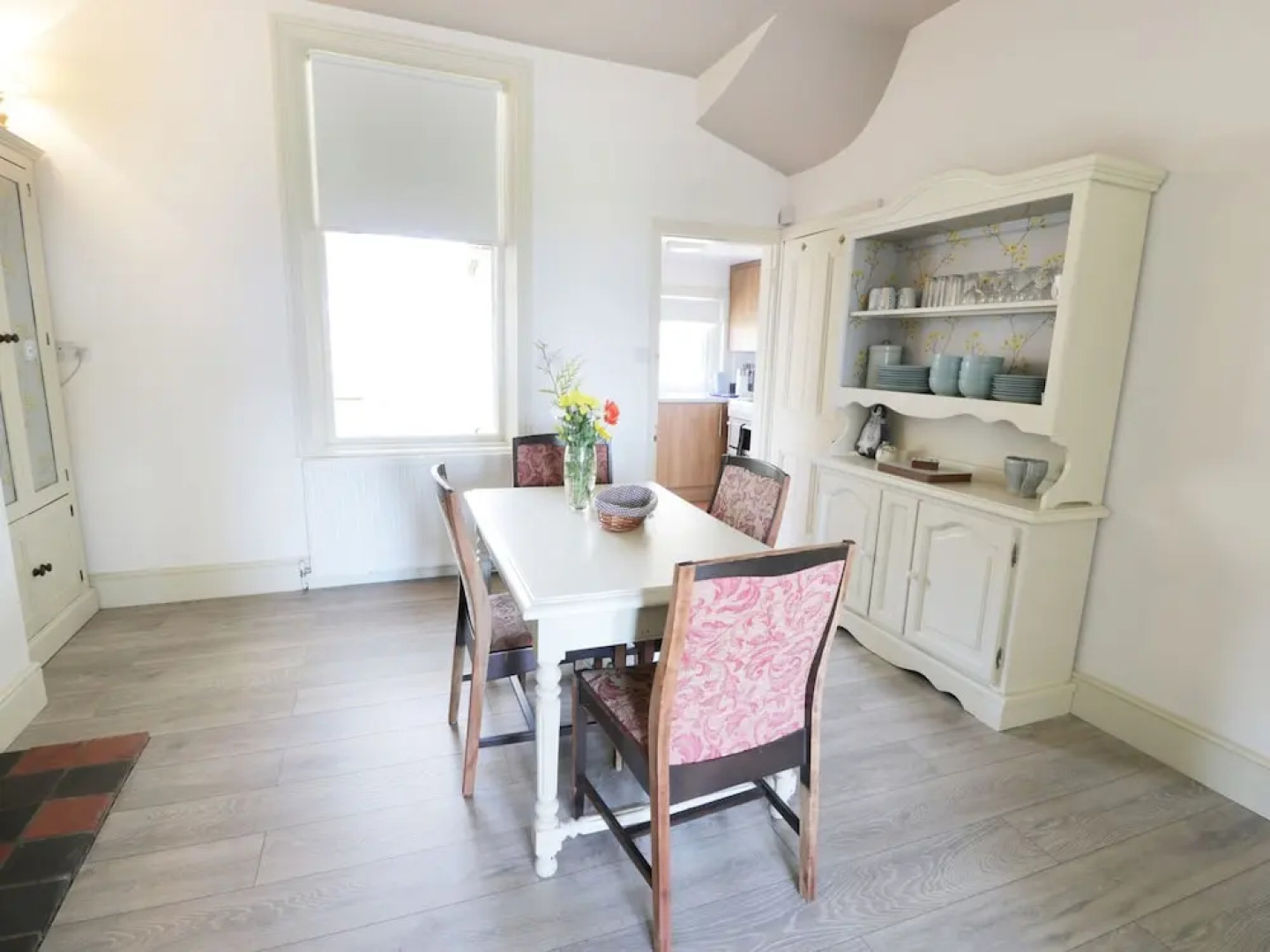 Pow-wow Shore Cottage