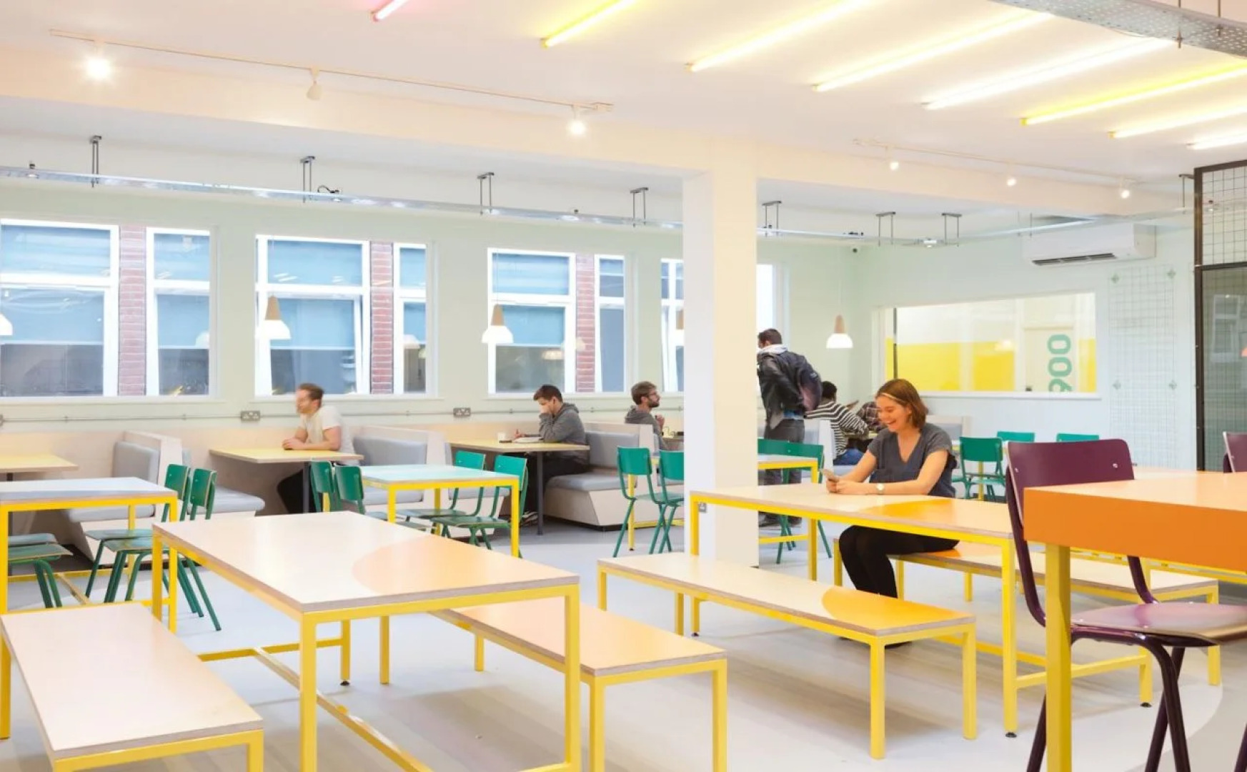 Via Limehouse - Hostel