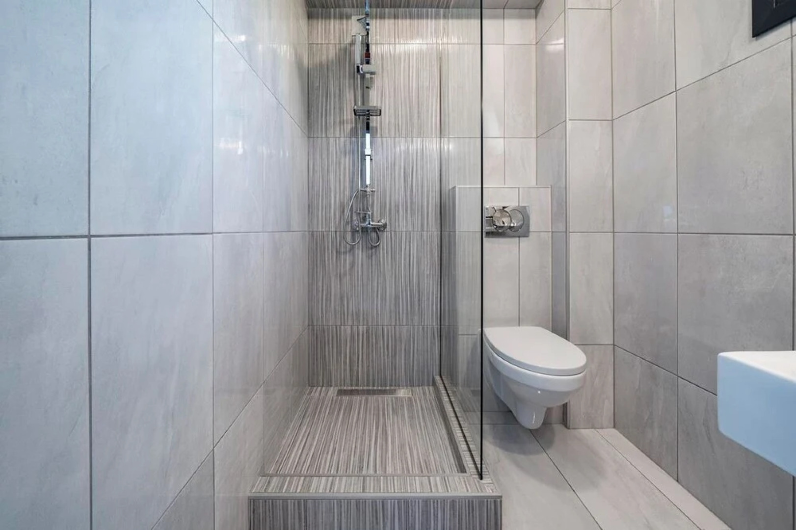 Avaton Luxury Resort Access the Enigma