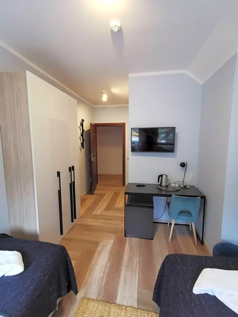 POD DEBEM Kompleks Zeglarsko-Rekreacyjny