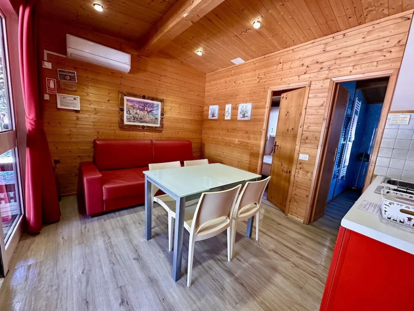 Bijoux Des Alpes Mont Blanc Village