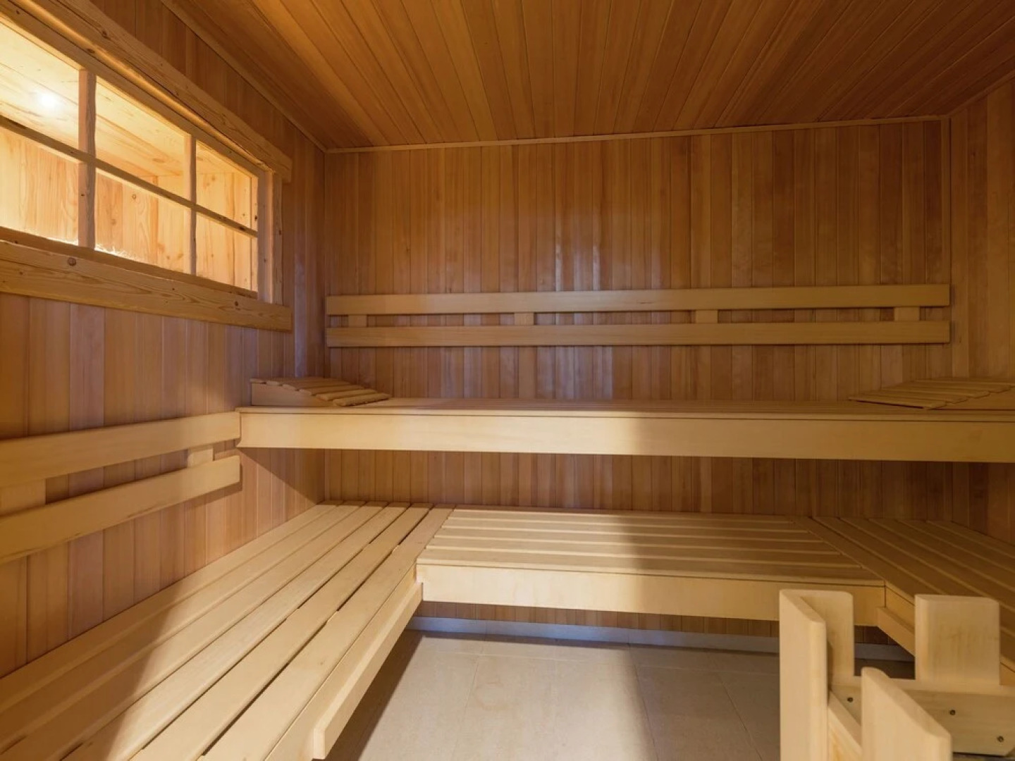 Extravagant Holiday Home in Büllingen With Wellness Centre