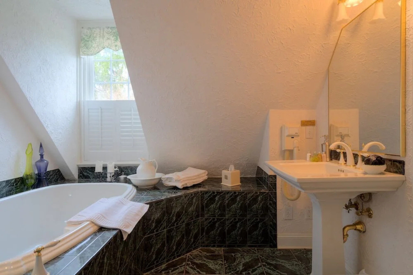 Nesselrod on the New