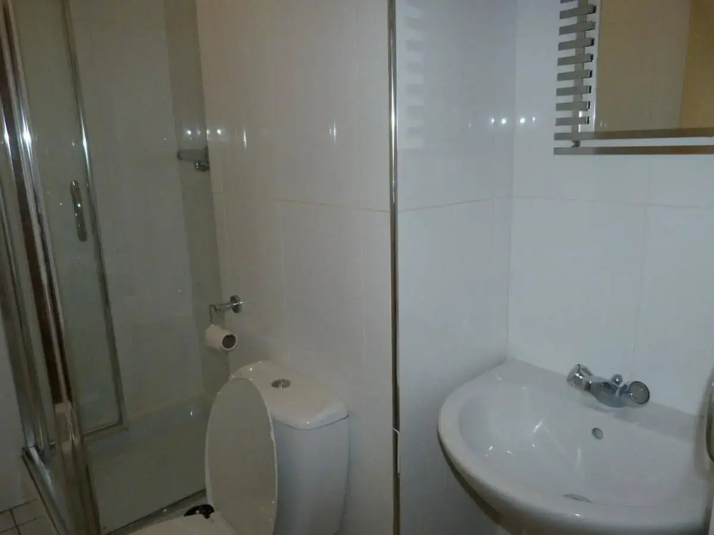 International Inn - Hostel