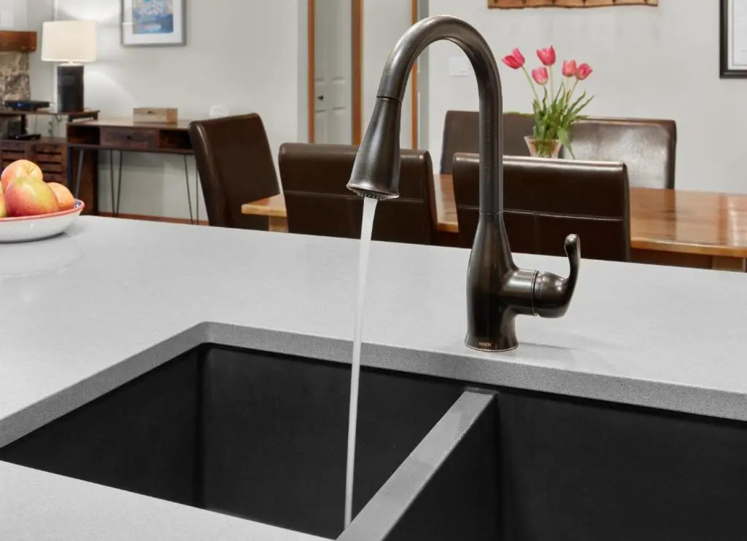 Newly Renovated Grizzly Lodge, Spacious 3BR 2BA with open pool, hot tub