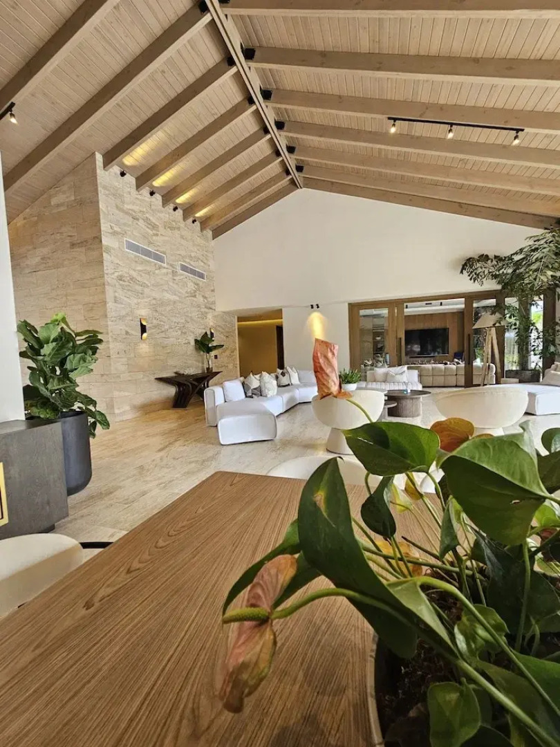 Luxurious 5BR Villa With bbq Pool in Casa de Campo