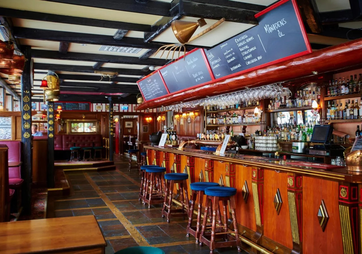 Hotel Bishops Arms, Köping