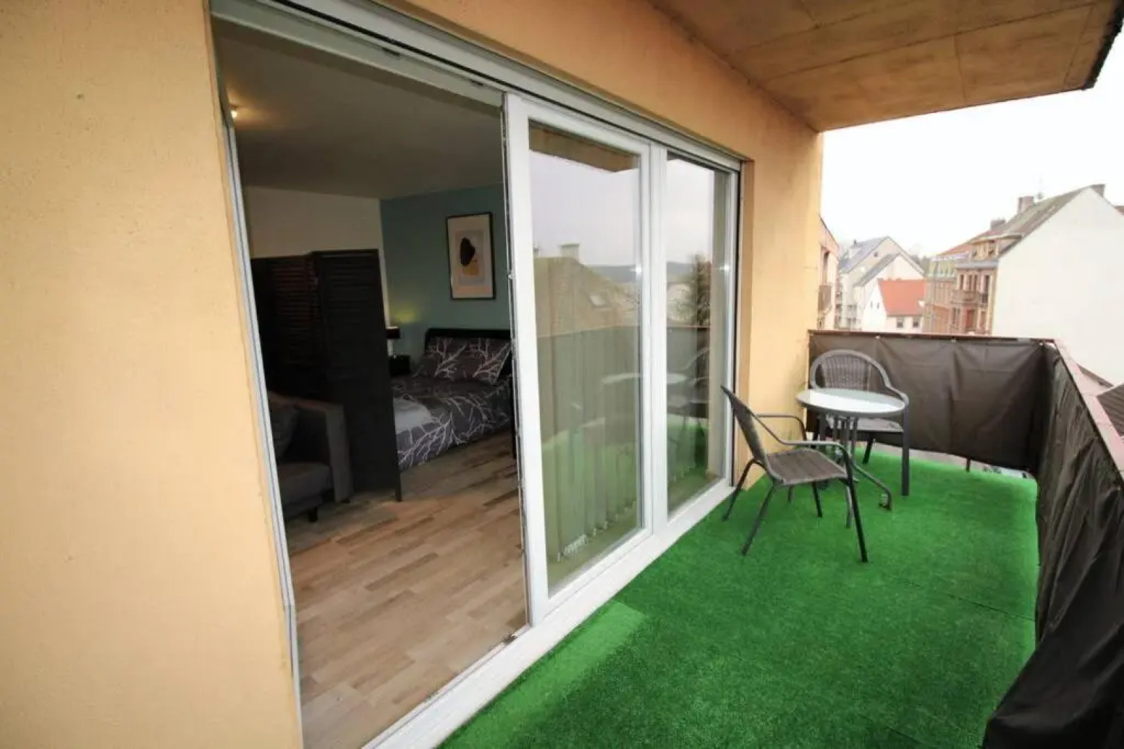 Appartement tout confort, meublé et équipé.