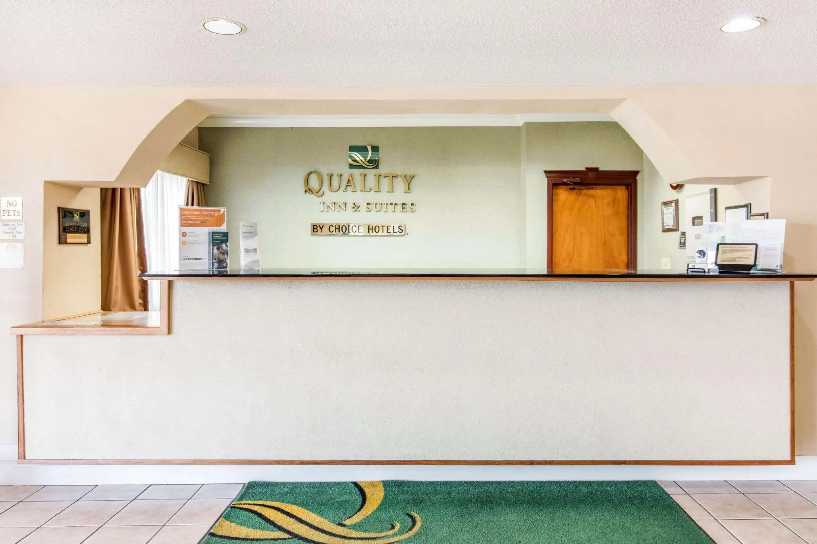 Quality Inn & Suites Pearl - Jackson