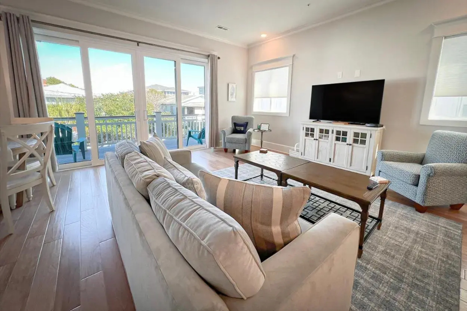 Beach Bubble Bungalow by Sea Scape Properties