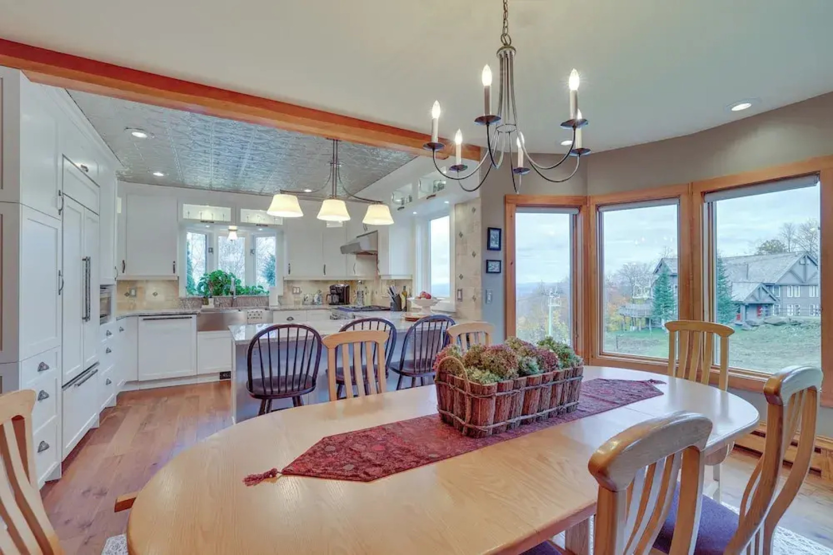 Ski-in/ski-out w/ Sauna in Jay Ski Peak Resort!