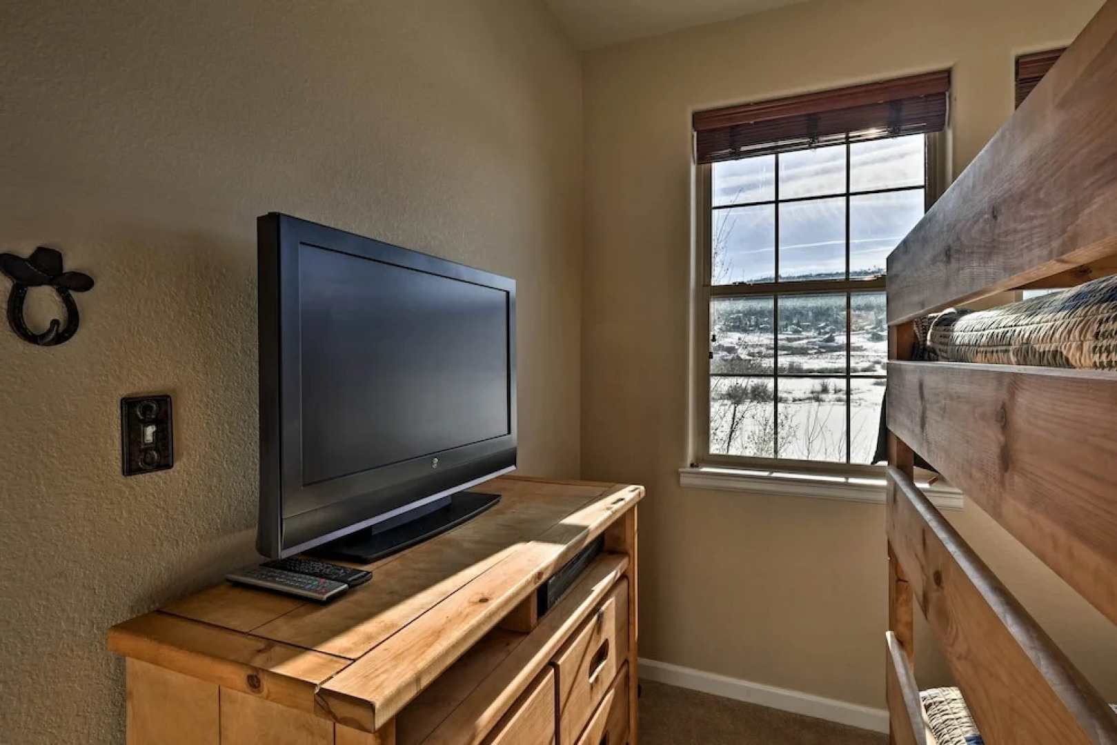 Granby Getaway: Cozy Condo Only 2 Mi to Ski Slopes