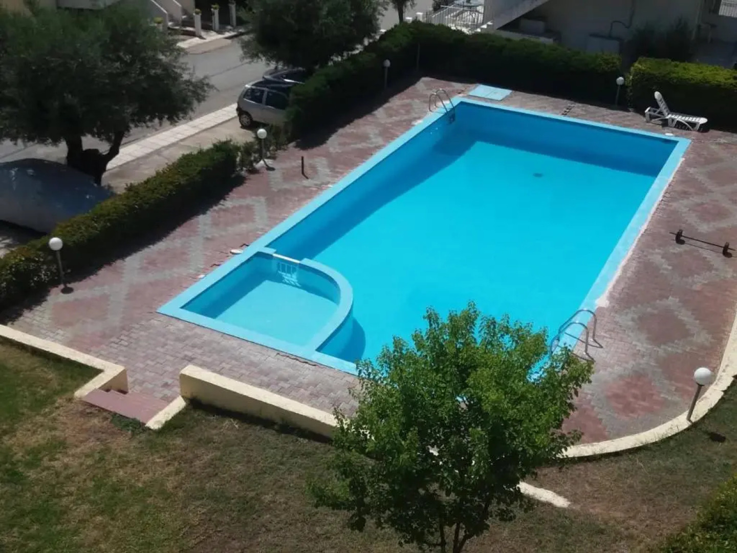 Gerakini 2BR Apt with Shared Pool