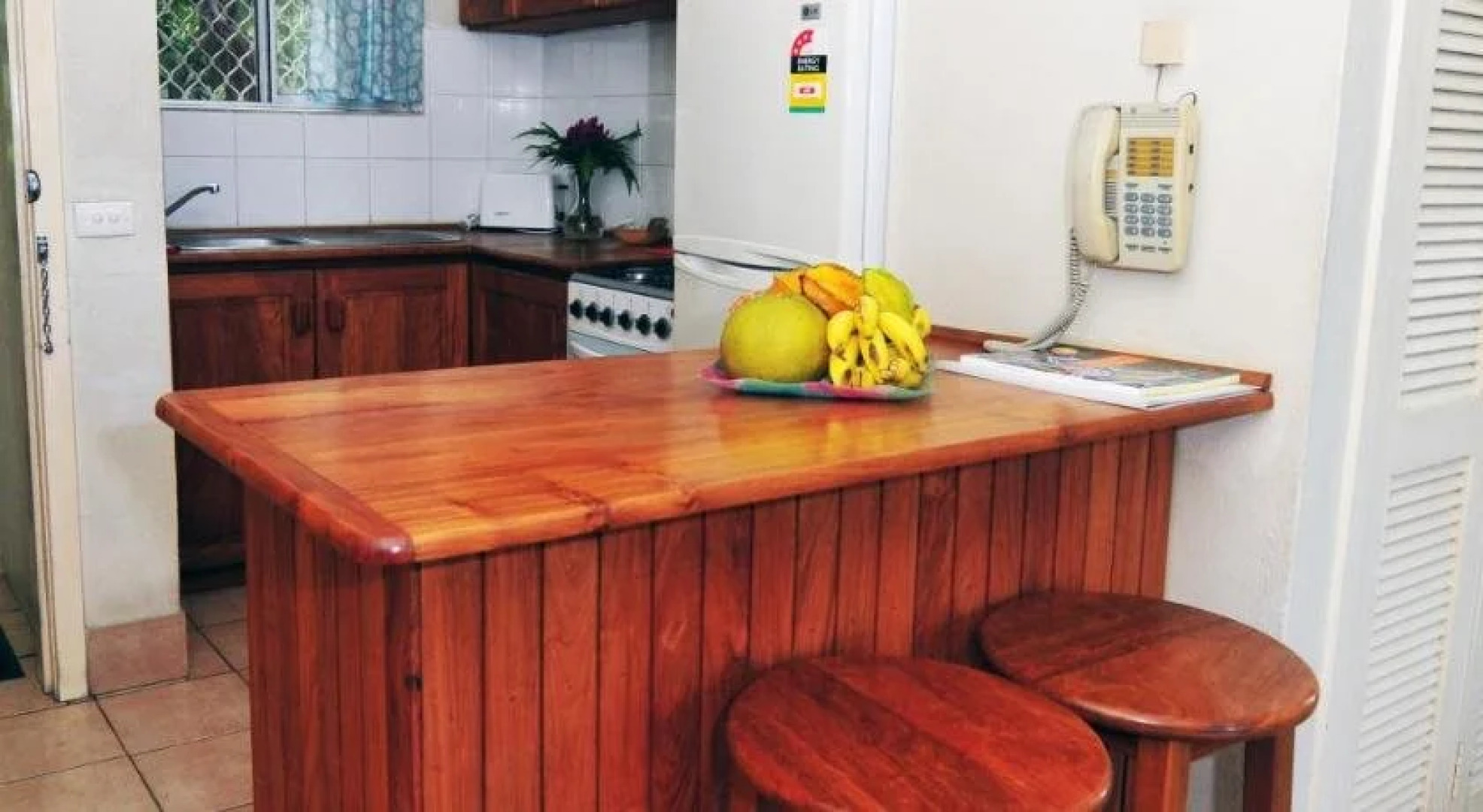 Coral Motel & Apartments