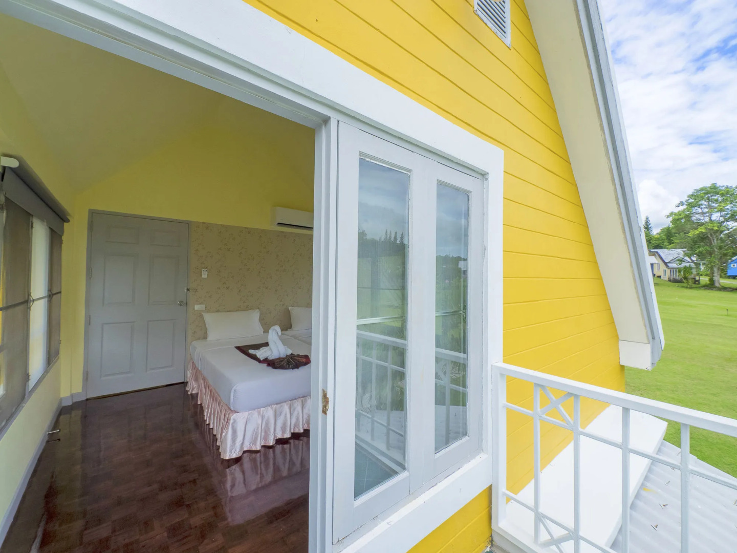 Brookside Valley Resort