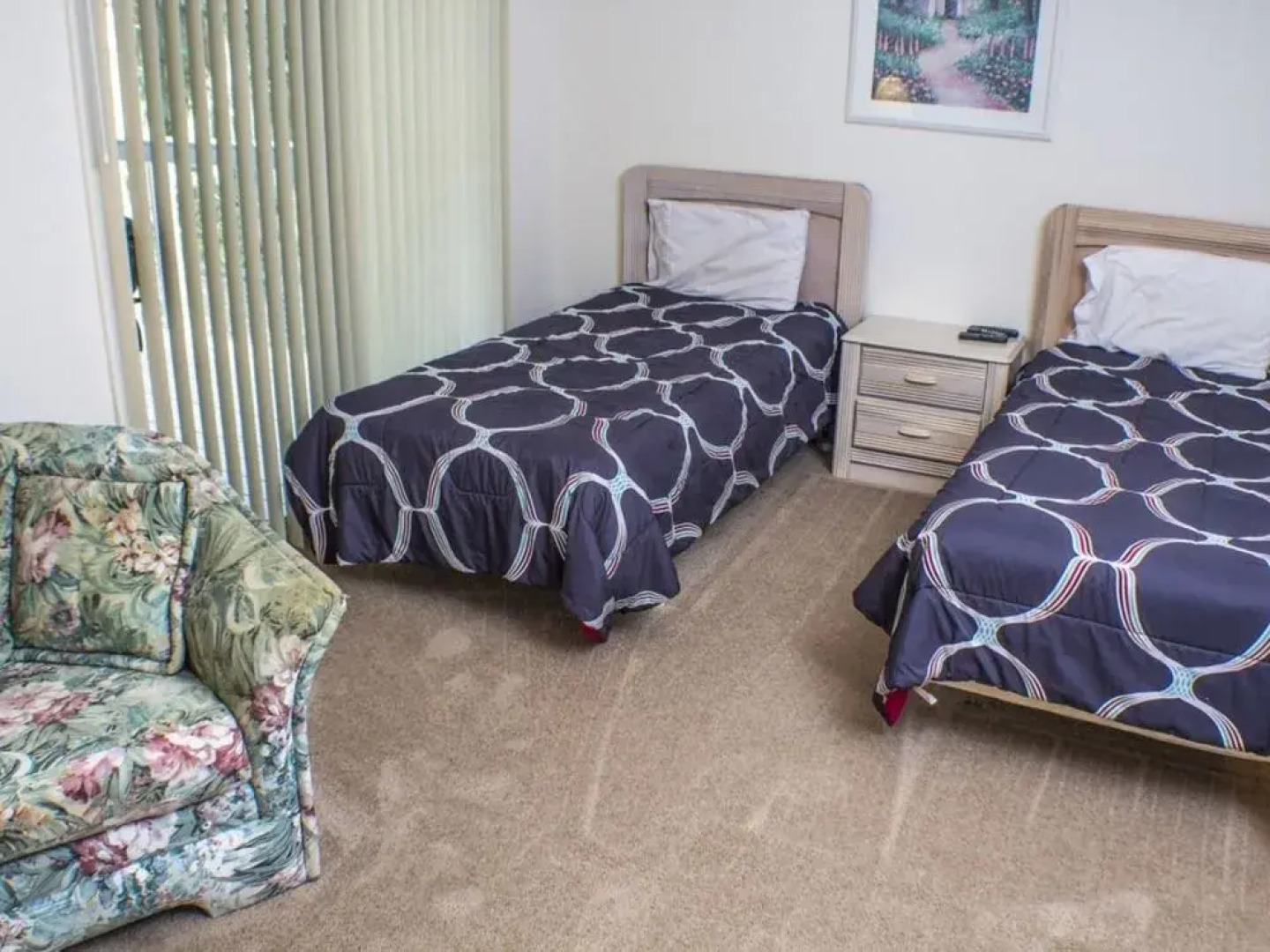 3 Bedrooms Condo by RedAwning