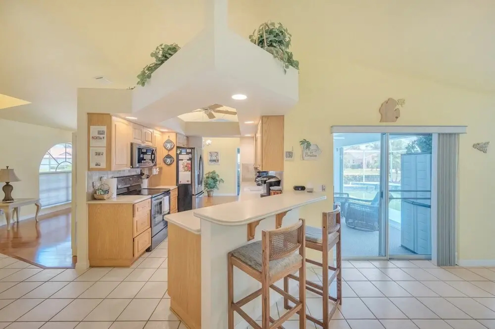 Gorgeous Villa In Cape Coral, Florida's Gulf Coast 3 Bedroom Villa by Redawning
