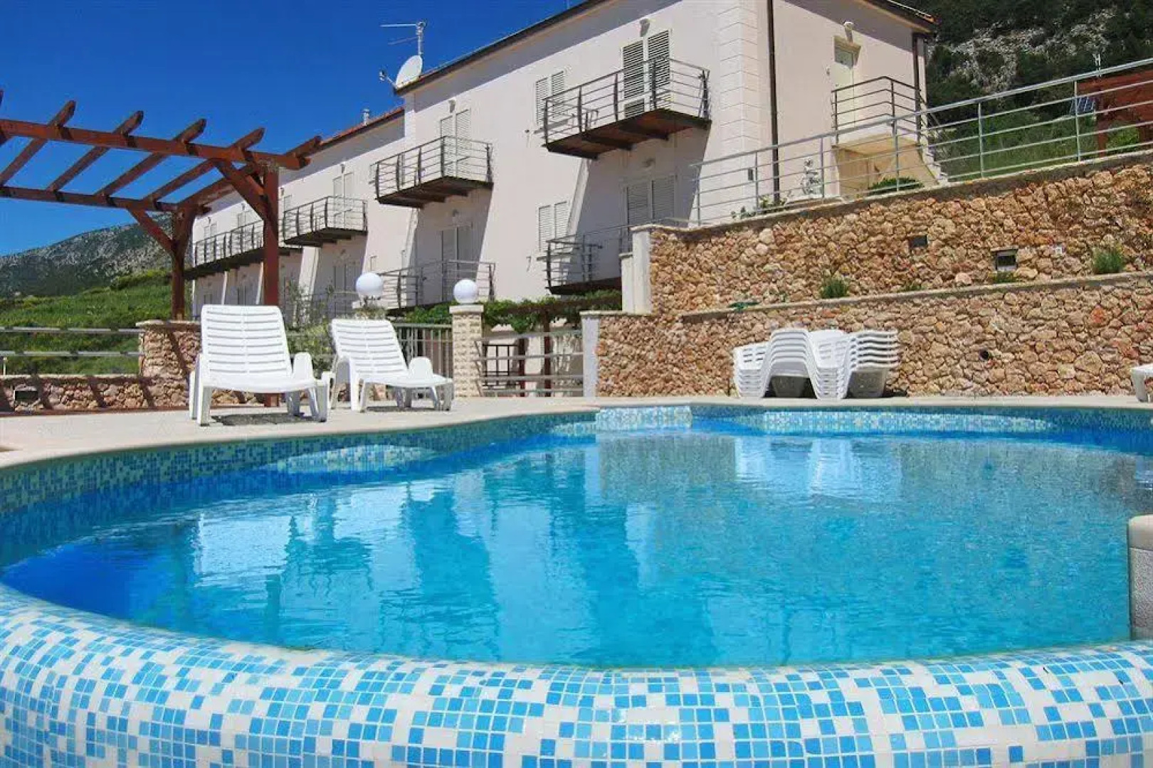 Villa Lara Apartments