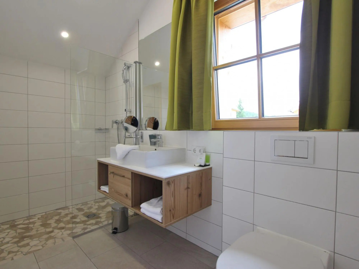 Cozy Chalet in Weisspriach With Terrace