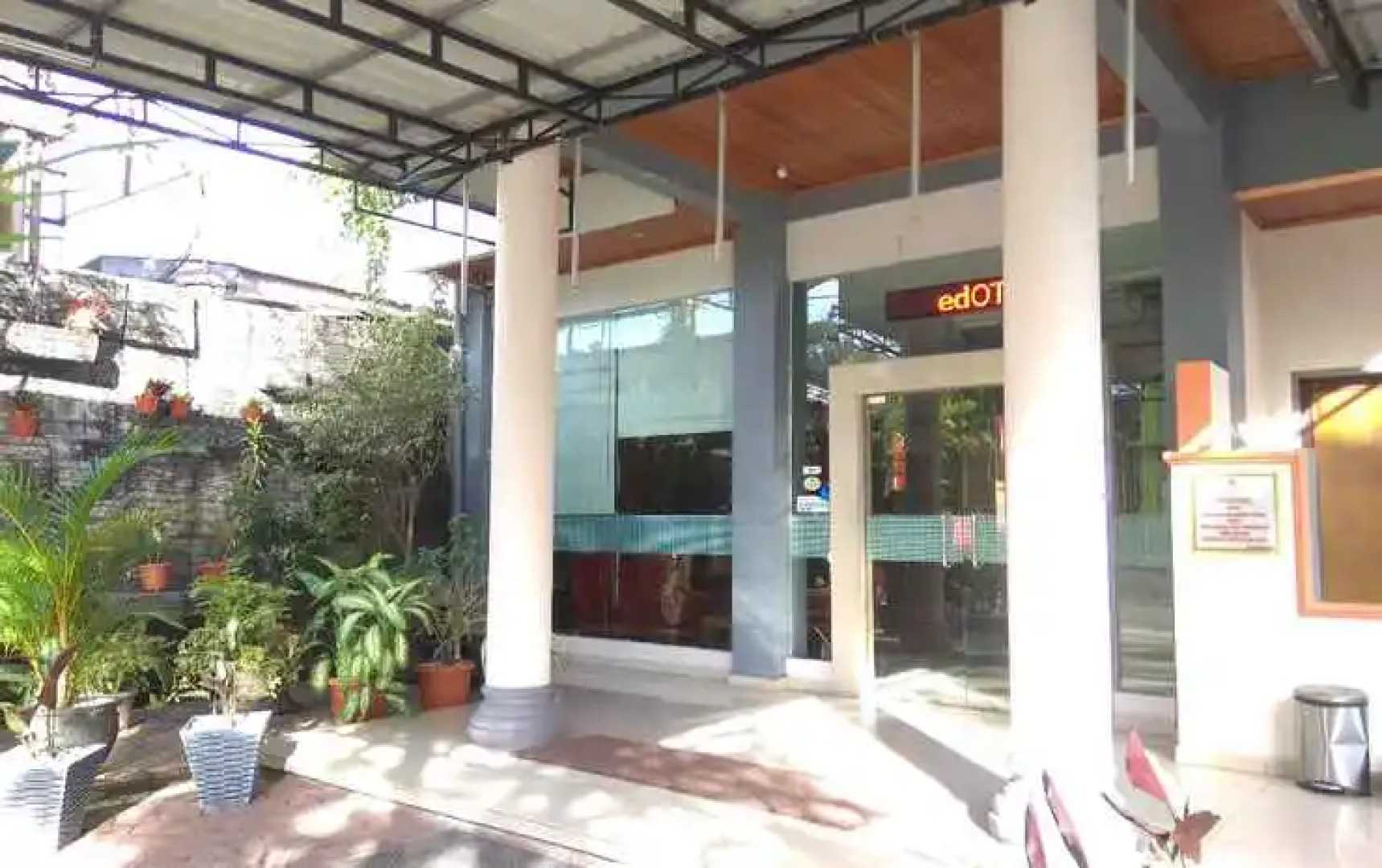 edOTEL Bundo Kandung