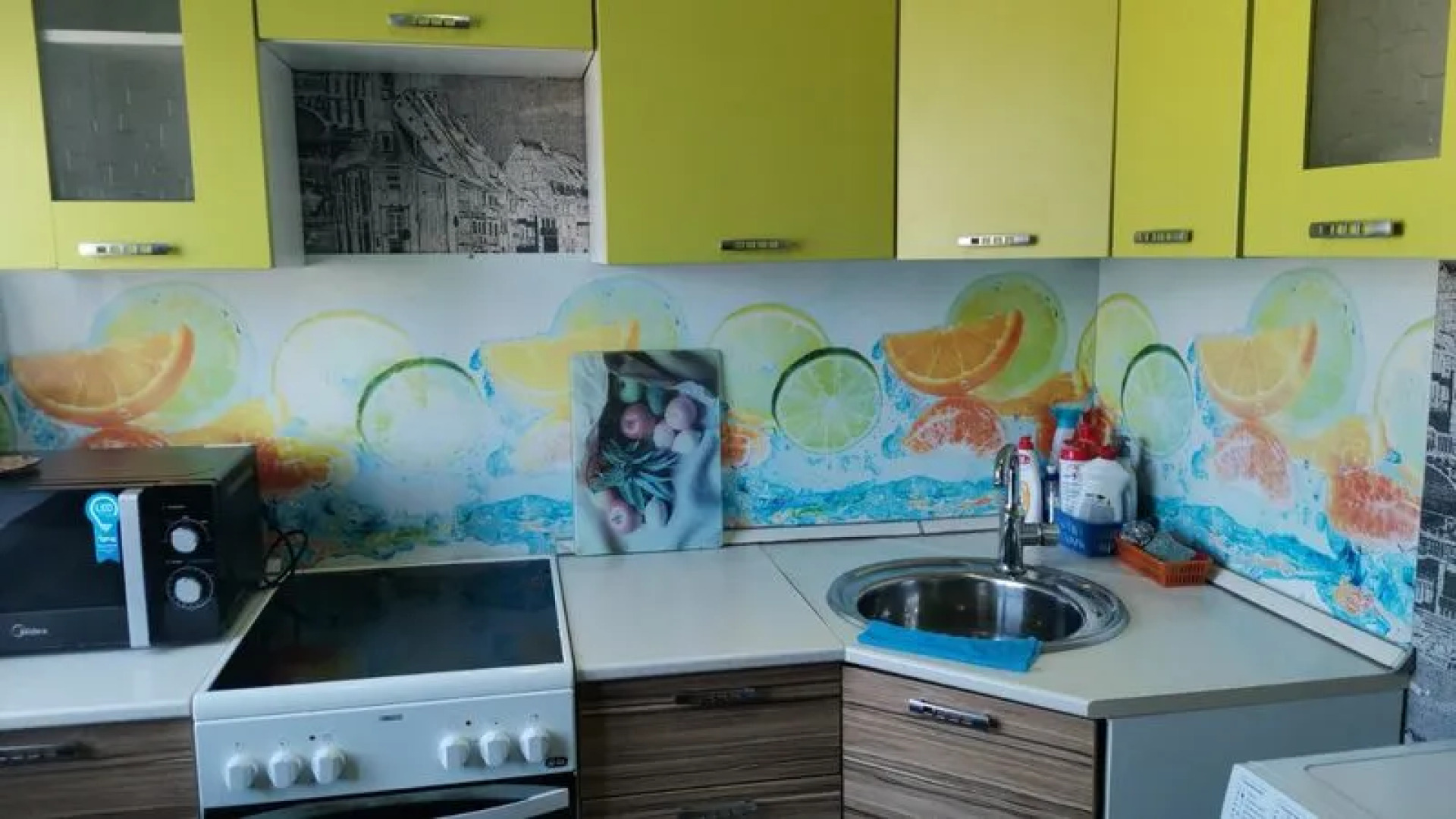 Alatir Nefteyugansk, neighborhood 13, 25