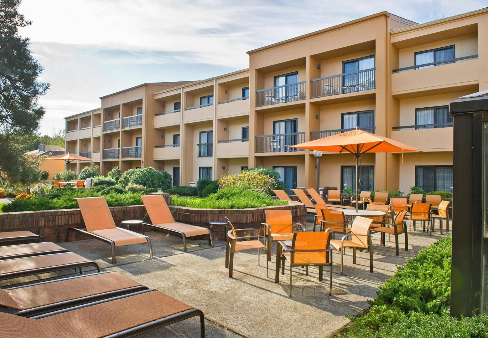 Courtyard by Marriott Mahwah