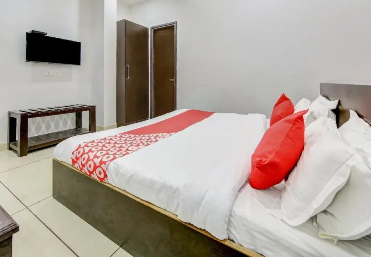 Hotel Deep by OYO Rooms