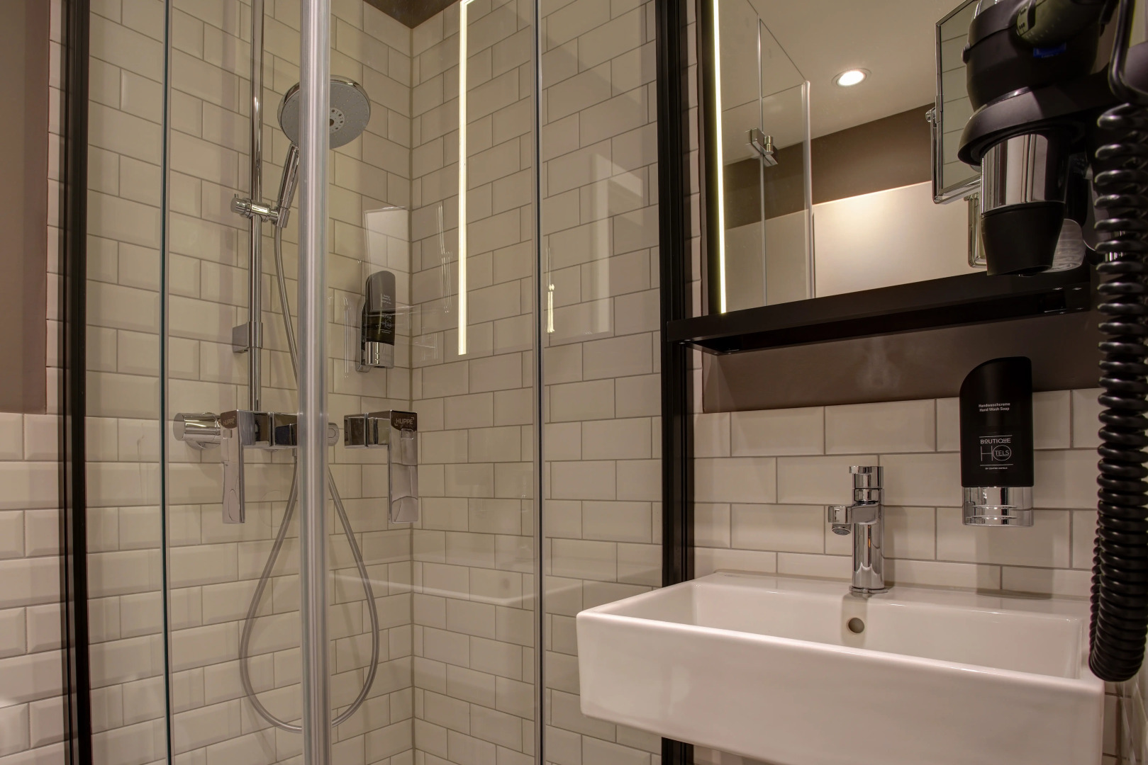 Vienna House Easy by Wyndham Hamburg