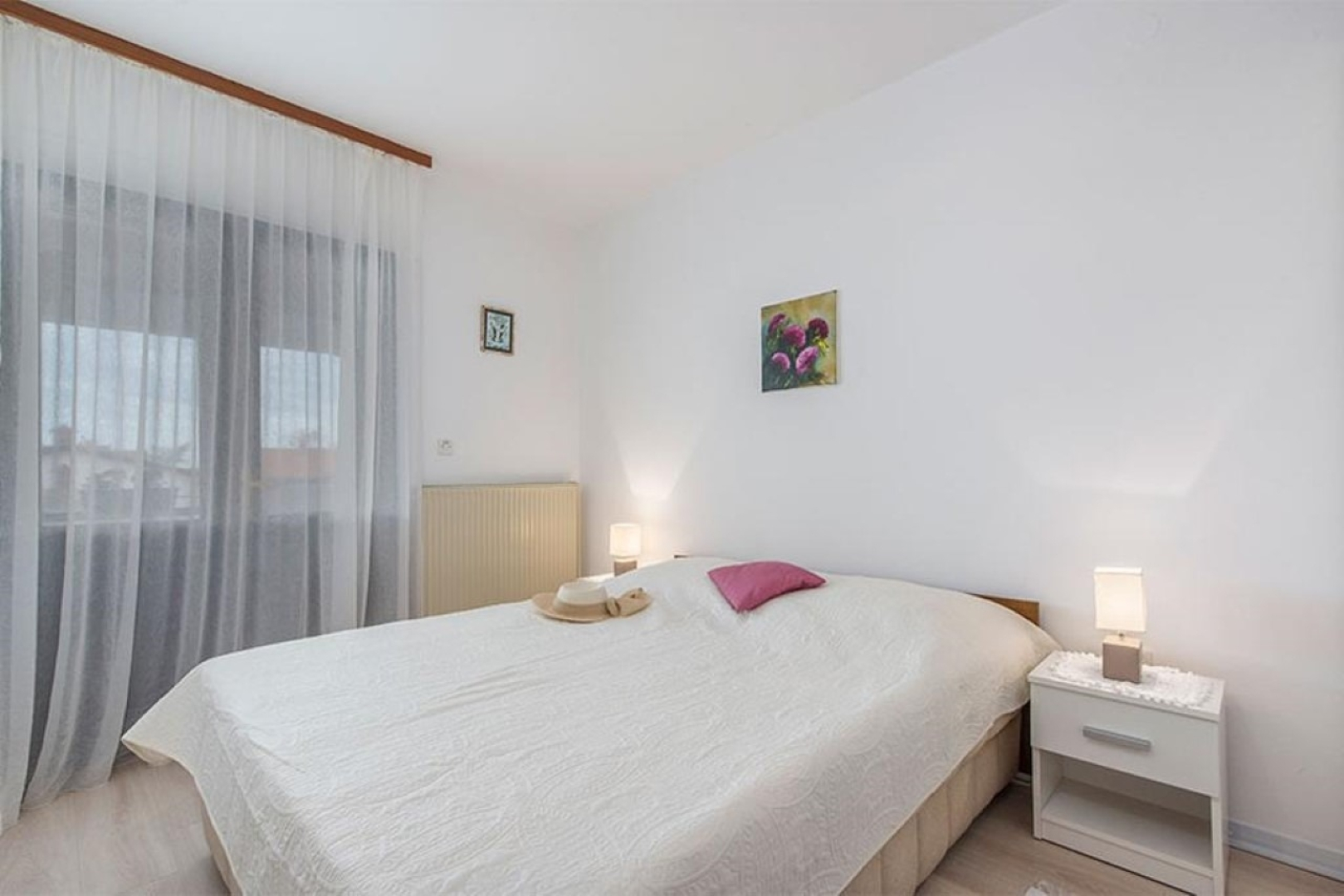 Apartment Neva - great location: A3 prvi kat do ulice  Novigrad, Istria