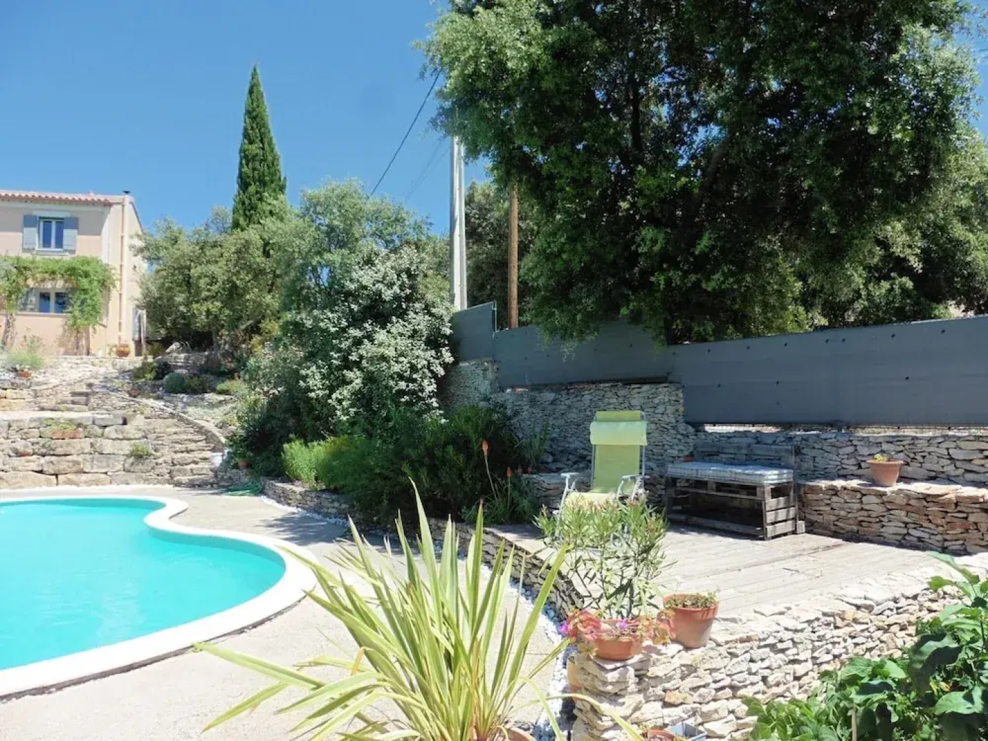 Pretty, Spacious Holiday Home With Private Pool