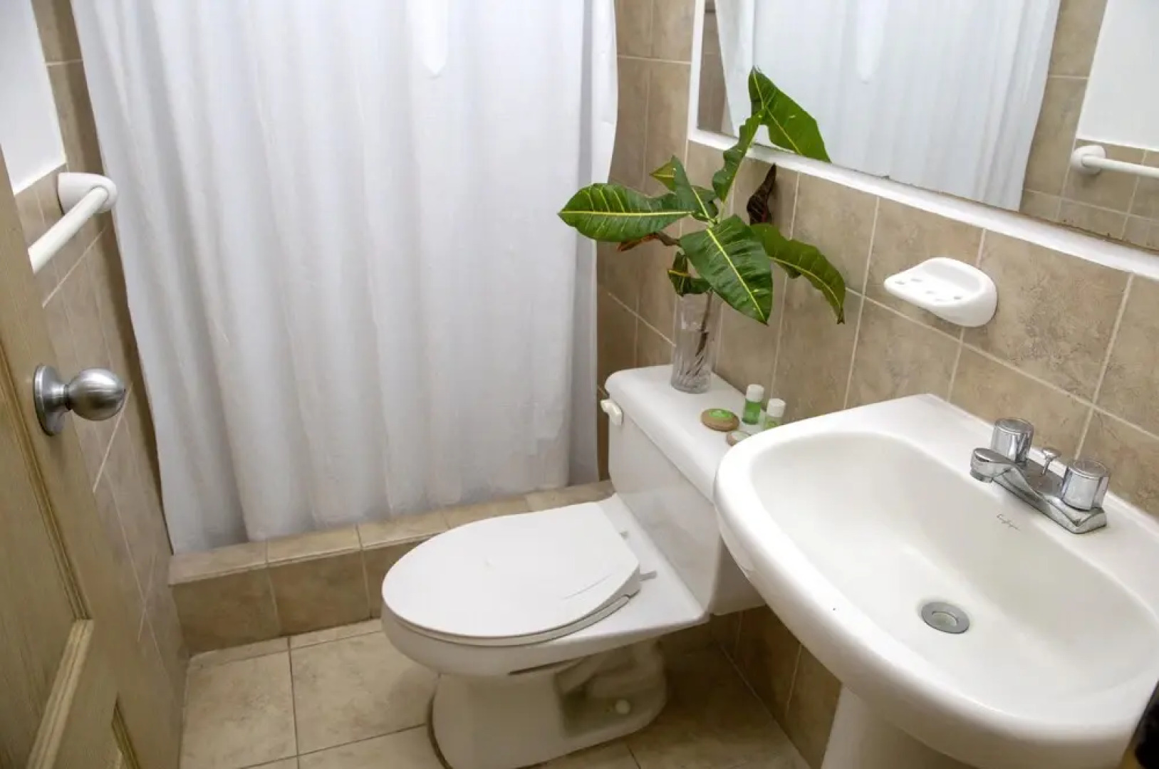 Green9 Hotel & Beach Resort Same