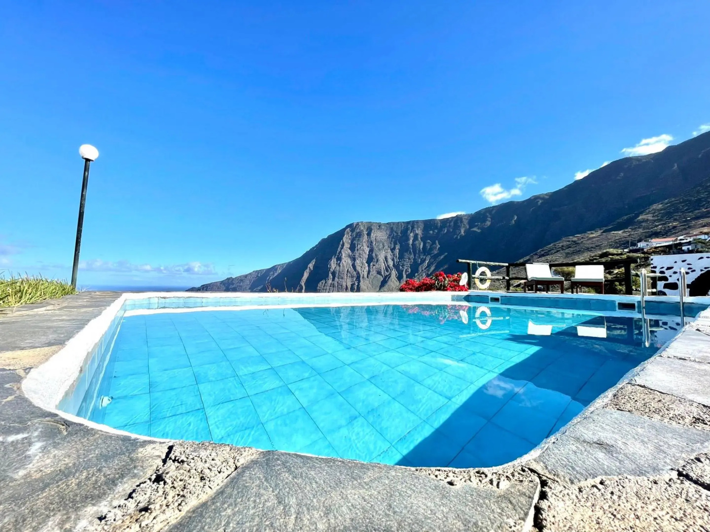 Apartment in a rural house, wonderful ocean view in El Hierro